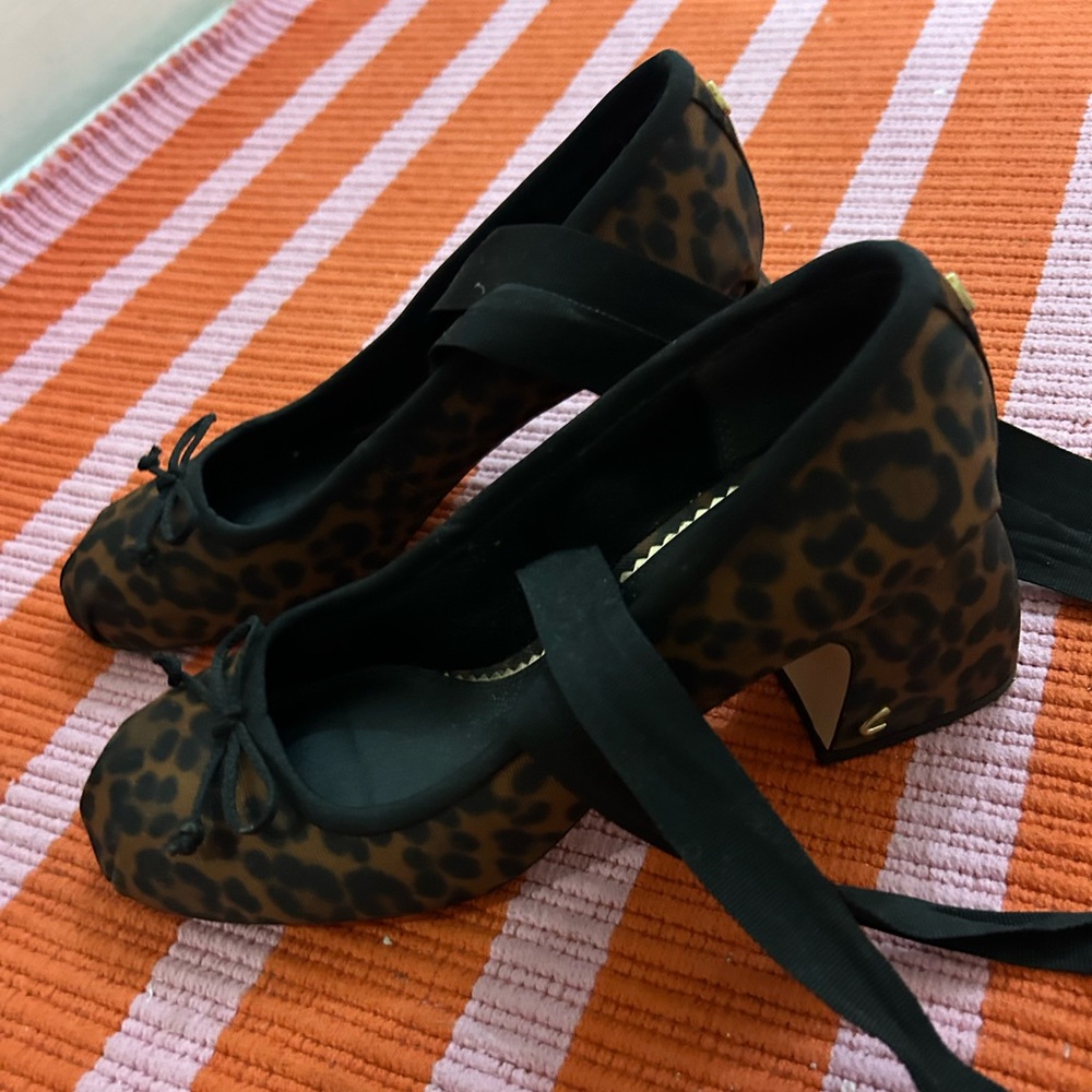 Circus NY by Sam Edelman Della Block Heel Pumps